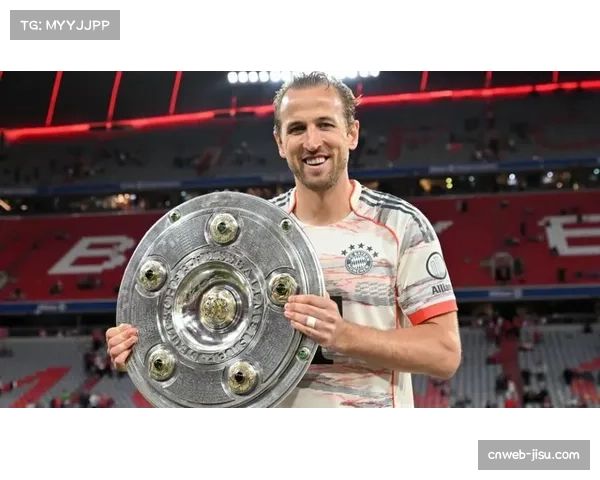 凯恩获评《踢球者》年度人物，2025年度轰入60球创生涯新高