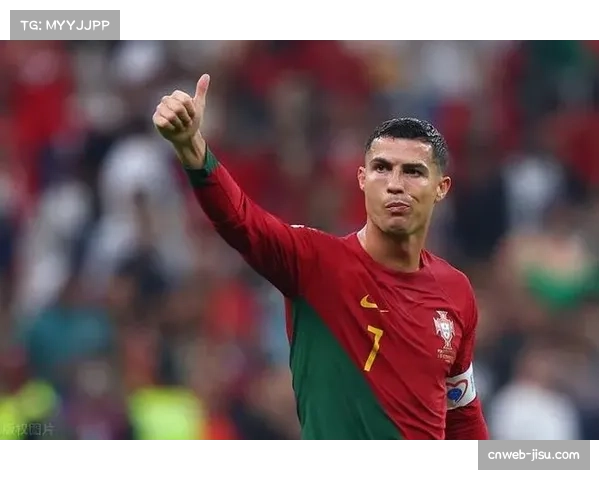 观点：面对五后卫阵型盛行，传统下底传中战术是否面临效率瓶颈？